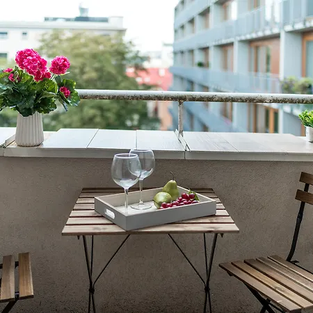 P&o Emilii Plater 3 Apartment